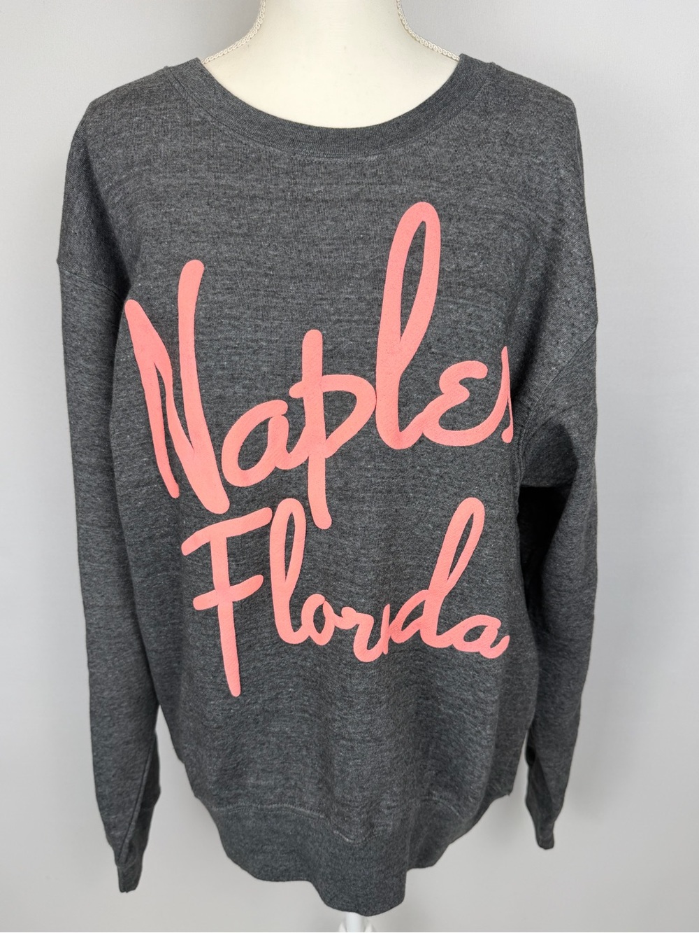 NWT Pacific & Co Naples Florida Charcoal Grey Crewneck Sweatshirt Medium